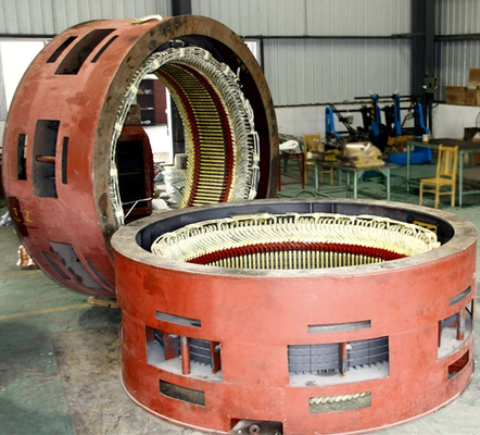 Turbine van het Samllhpp de Hoge Hoofdwater in Hydroelektrische centrale 550m de Hoofdpelton-Generator van het Waterwiel