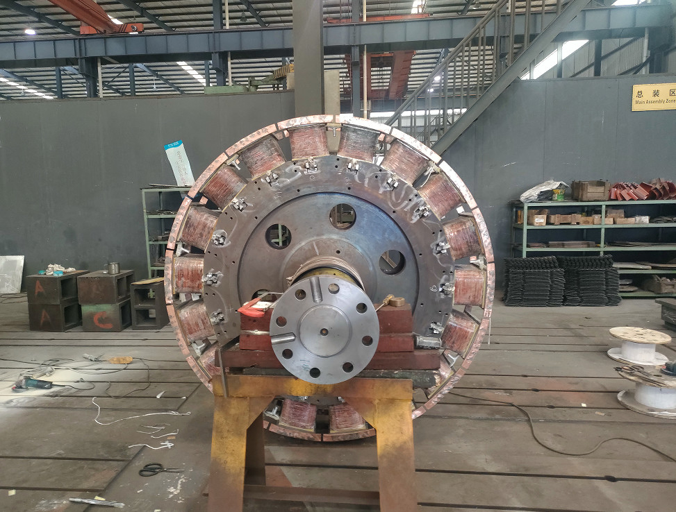 Waterturbine van koolstofstaal Verticale schachtstroom 0.1m3/S-10m3/S Voor waterkracht