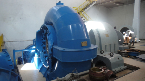 Waterturbine Hydroturbine-generatoren met een nominale vermogen van 1000 kW en een doorstroming van 0,15-10 m3/s