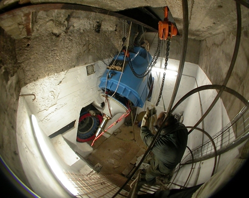 Hoogvermogen waterkrachtopwekkingssysteem uitgerust met 1,30 m loopwijdte